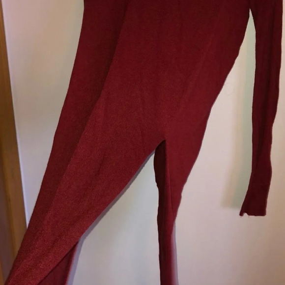 NWOT Unviersal standard Arenal tie burgundy tie sweater - Picture 2 of 12